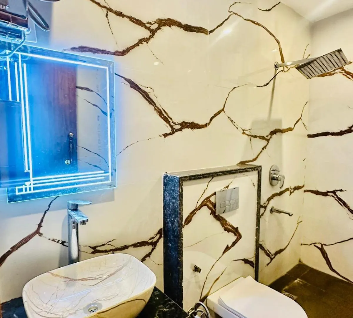 Apartamento Luxrious Heaven Inn Homes Gurgaon Índia